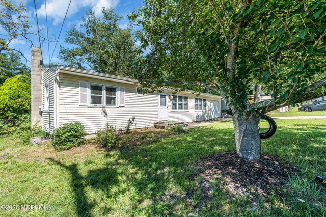 308 Emerald Drive, Brick, NJ 08723