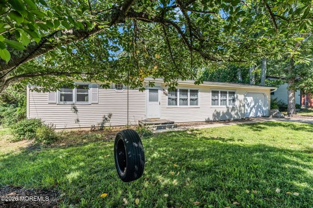 308 Emerald Drive, Brick, NJ 08723