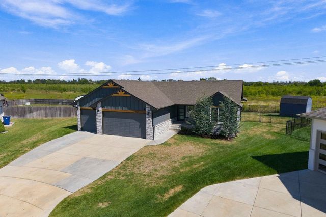 2421 E Velvet Leaf, Andover, KS 67002