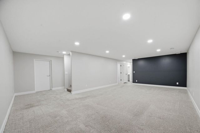 2421 E Velvet Leaf, Andover, KS 67002