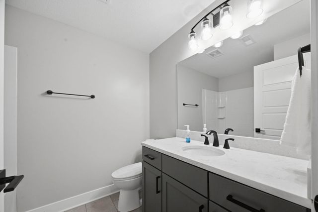 2421 E Velvet Leaf, Andover, KS 67002