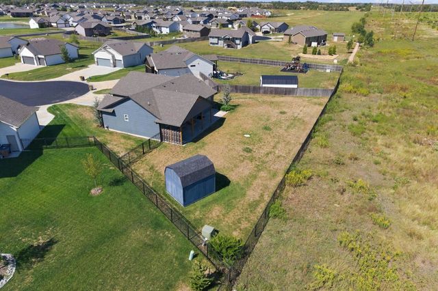 2421 E Velvet Leaf, Andover, KS 67002