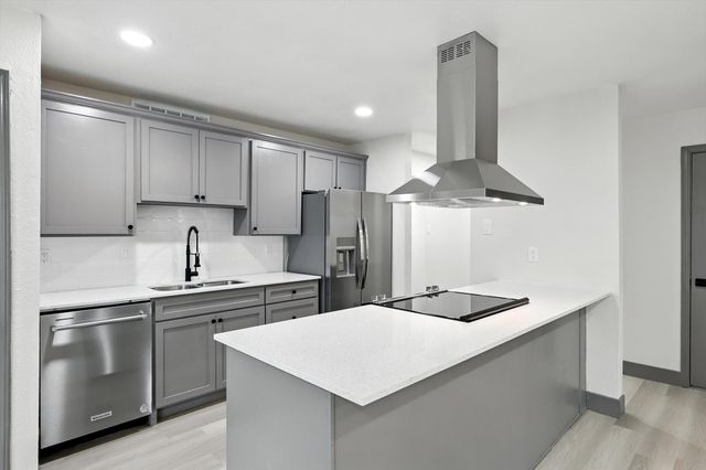 5221 Knox Drive, The Colony, TX 75056
