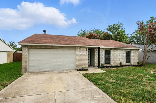 5221 Knox Drive, The Colony, TX 75056