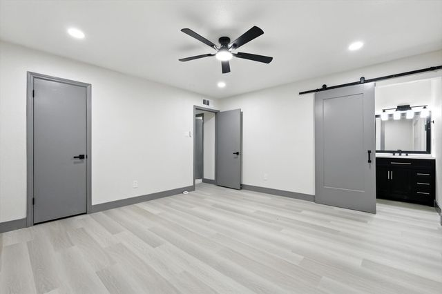 5221 Knox Drive, The Colony, TX 75056