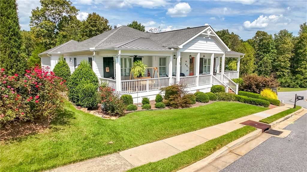 135 Village Drive, Clarkesville, GA 30523