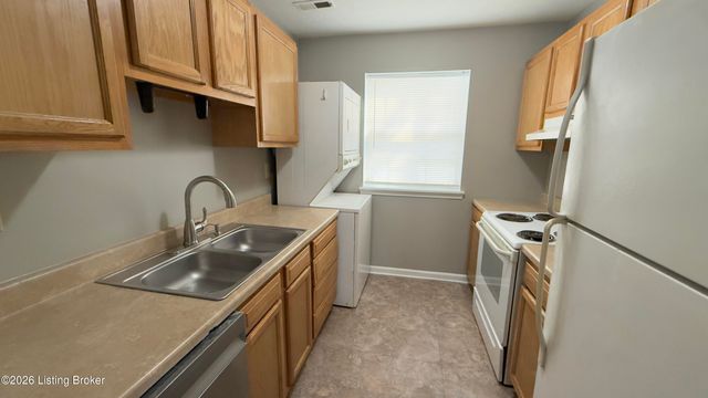 729 E Court Ave, Jeffersonville, IN 47130