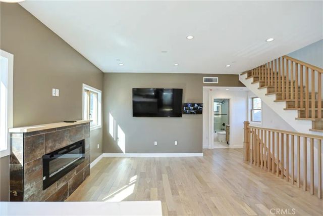 605 W 4th, Long Beach, CA 90802