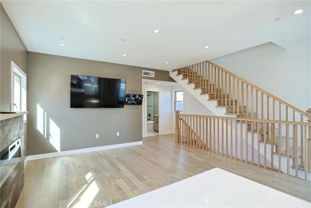 605 W 4th, Long Beach, CA 90802