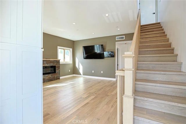 605 W 4th, Long Beach, CA 90802