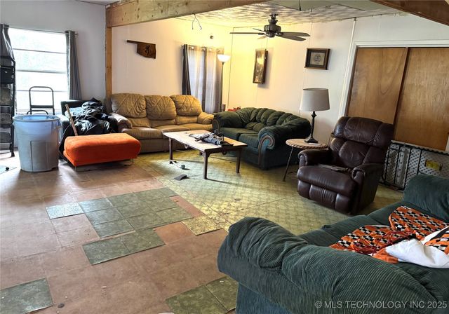 11847 Weaverville Lane, Kingston, OK 73439