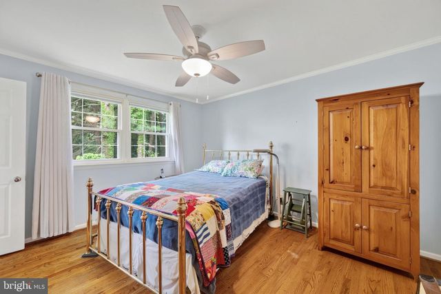 305 MERIDEN DR, Newark, DE 19711