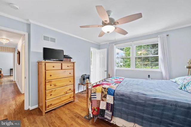 305 MERIDEN DR, Newark, DE 19711