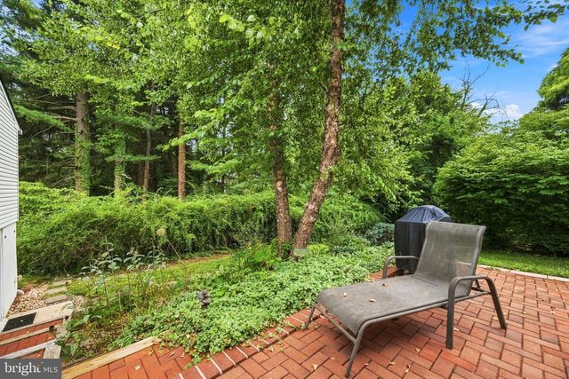 305 MERIDEN DR, Newark, DE 19711