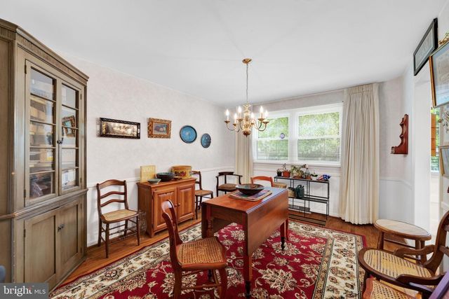 305 MERIDEN DR, Newark, DE 19711