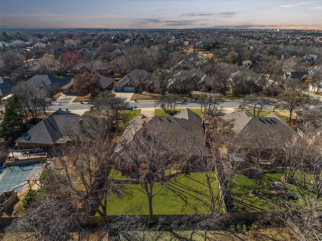 916 Fox Hill Drive, Edmond, OK 73034