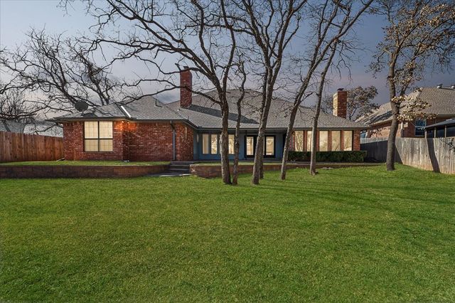 916 Fox Hill Drive, Edmond, OK 73034