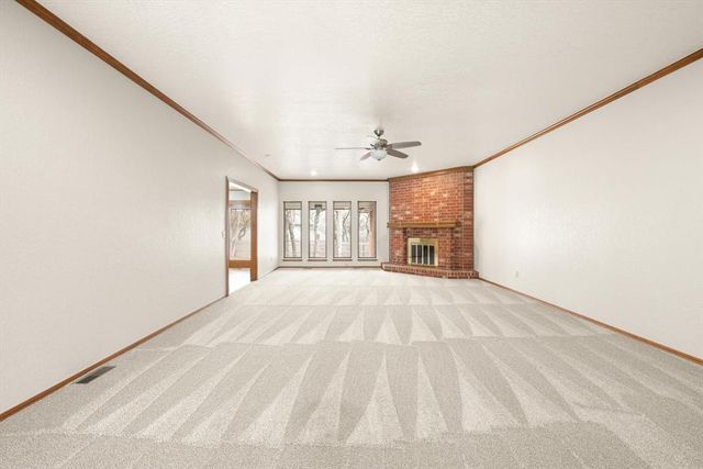 916 Fox Hill Drive, Edmond, OK 73034