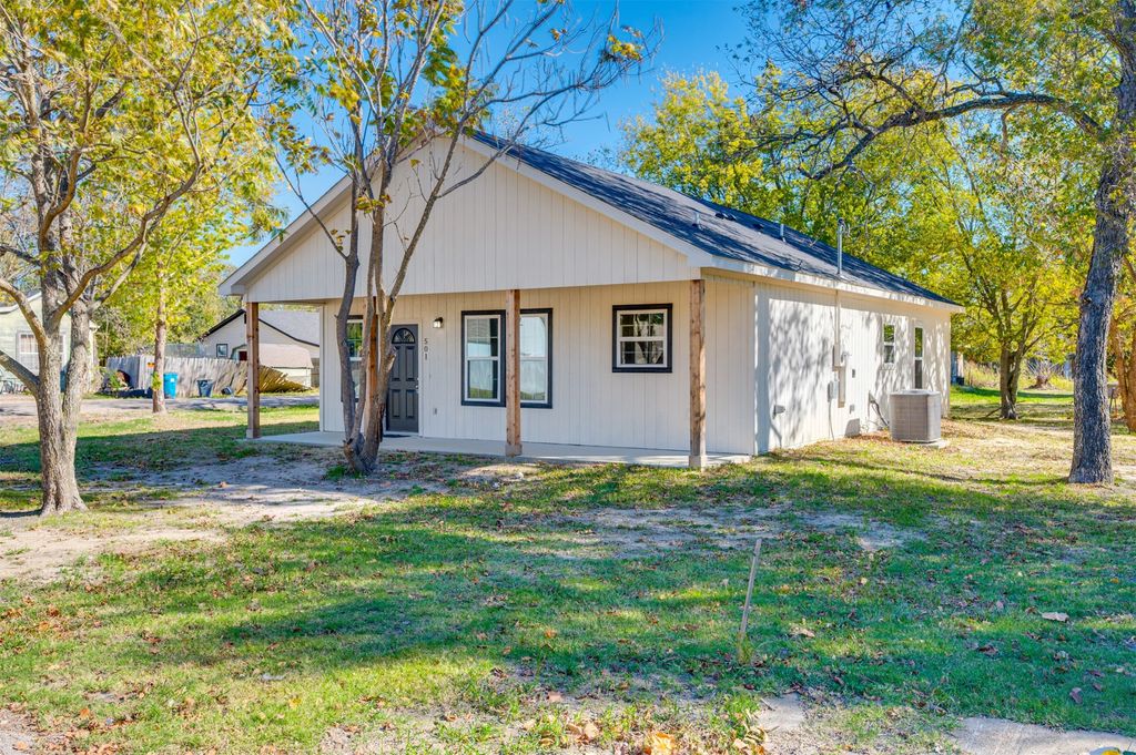 501 1st Street, Cooper, TX 75432