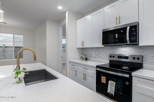 10525 W BUENA VISTA Drive, Arizona City, AZ 85123