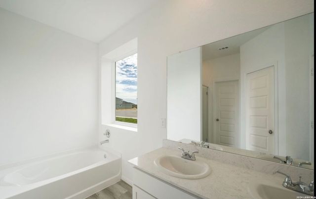 16531 Ginger Crossing, Elmendorf, TX 78112
