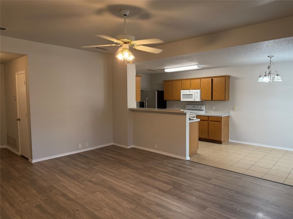 1021 Beechwood Drive, Denton, TX 76210 — photo 5