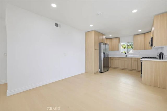 28201 Hot Springs, Canyon Country, CA 91351