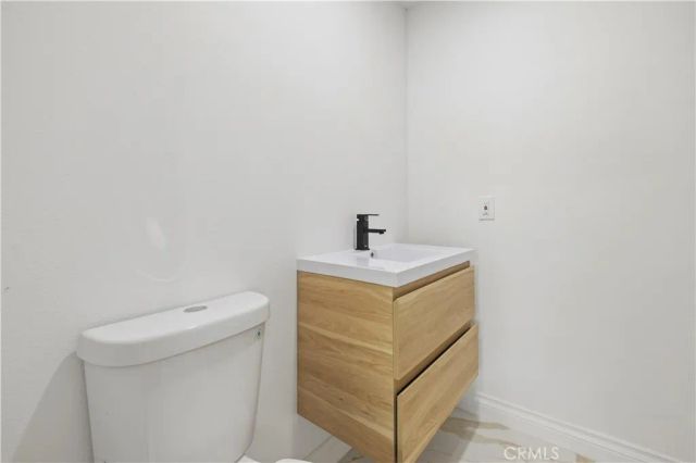 28201 Hot Springs, Canyon Country, CA 91351