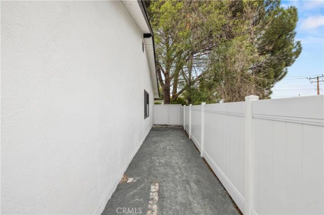 28201 Hot Springs, Canyon Country, CA 91351