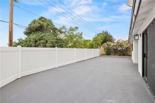 28201 Hot Springs, Canyon Country, CA 91351