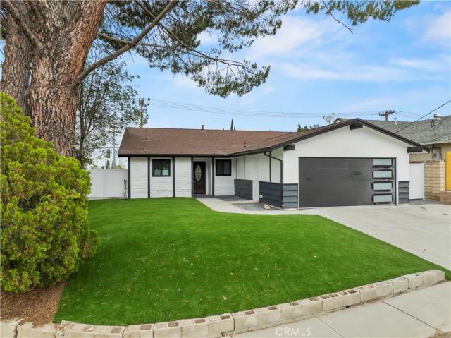 28201 Hot Springs, Canyon Country, CA 91351