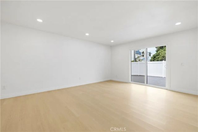 28201 Hot Springs, Canyon Country, CA 91351