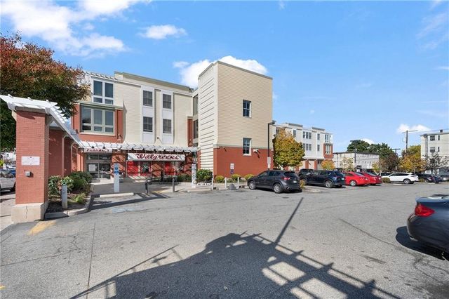 333 Atwells Avenue 206, Providence, RI 02903