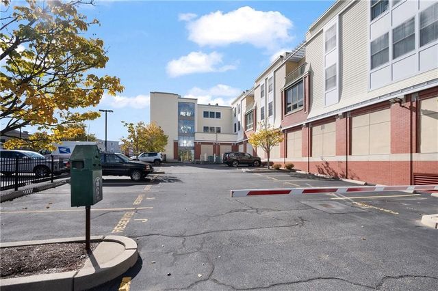 333 Atwells Avenue 206, Providence, RI 02903