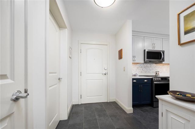 333 Atwells Avenue 206, Providence, RI 02903