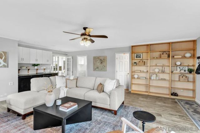 2460 Reill View Dr, Escondido, CA 92025