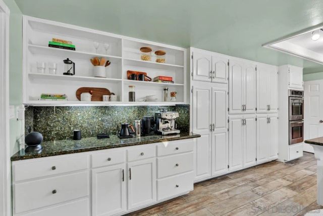 2460 Reill View Dr, Escondido, CA 92025