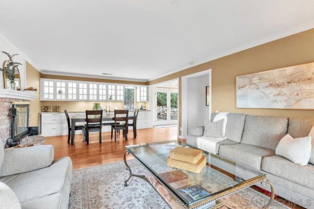 2460 Reill View Dr, Escondido, CA 92025