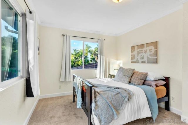 2460 Reill View Dr, Escondido, CA 92025