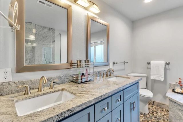 2460 Reill View Dr, Escondido, CA 92025