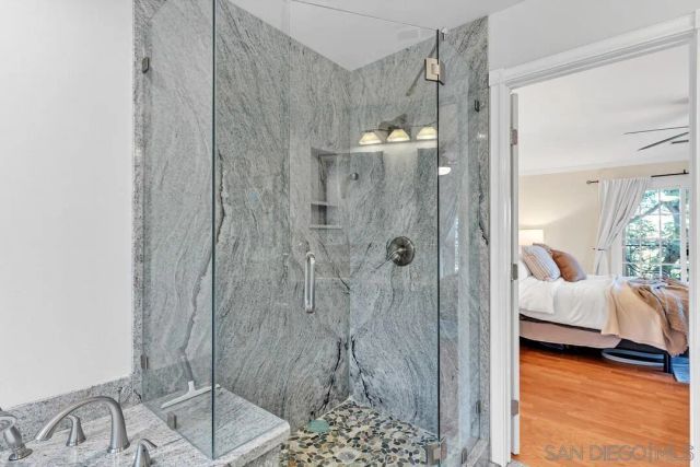 2460 Reill View Dr, Escondido, CA 92025