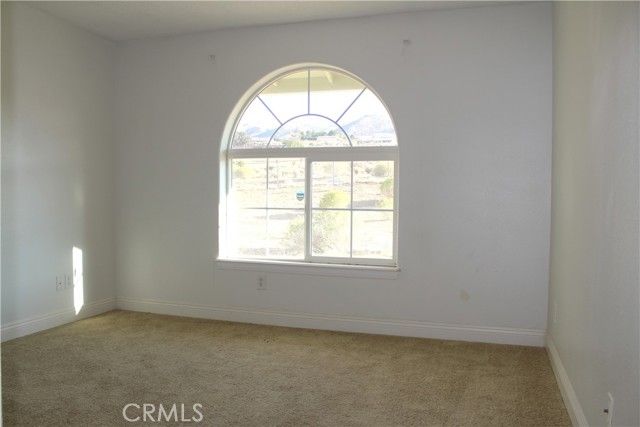 26180 Horizon Street, Apple Valley, CA 92308