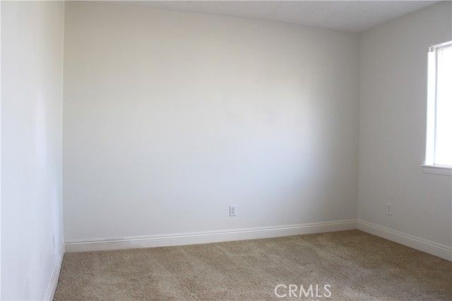 26180 Horizon Street, Apple Valley, CA 92308