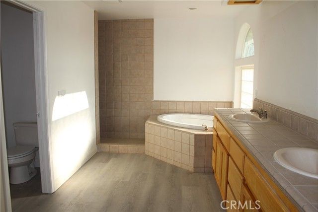 26180 Horizon Street, Apple Valley, CA 92308