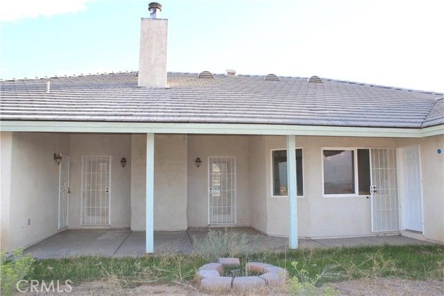 26180 Horizon Street, Apple Valley, CA 92308