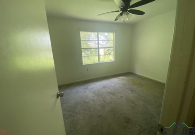 207 S Sun Camp, White Oak, TX 75693