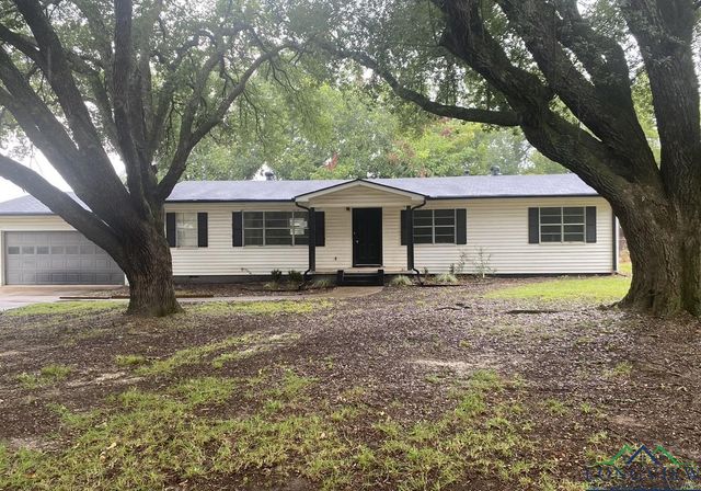 207 S Sun Camp, White Oak, TX 75693
