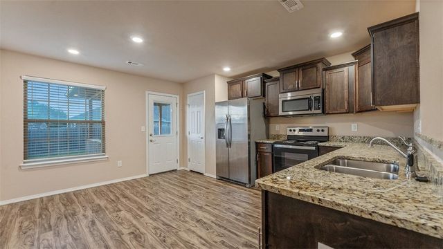 2104 Misti Woods Street, Gentry, AR 72734