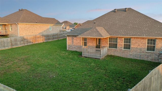 2104 Misti Woods Street, Gentry, AR 72734