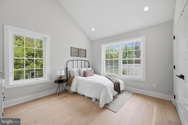 30 BUCK LN, Haverford, PA 19041